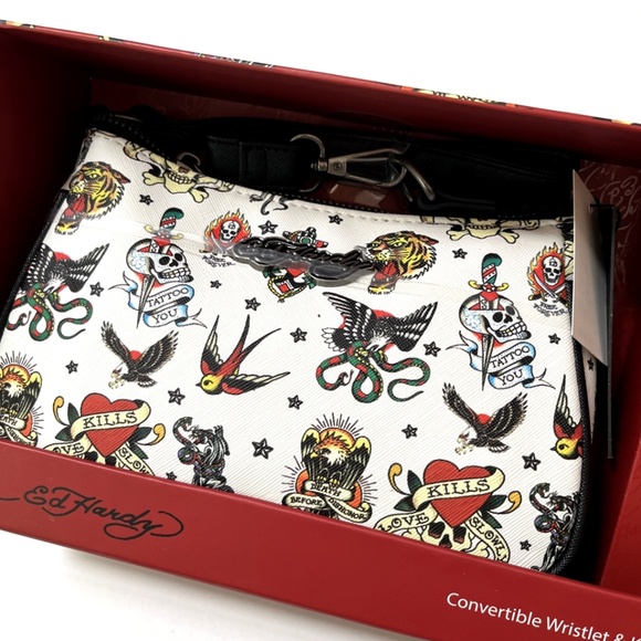 NWT Ed Hardy White Tattoo Print Shoulder Bag / Wristlet + Cross Key Ring Skull - Picture 5 of 5